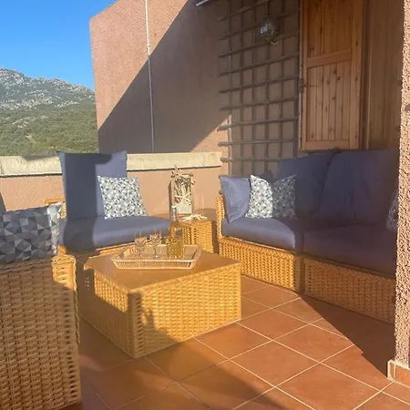 Appartement Vue Mer Sur La Costa Smeralda Cugnana Verde Exterior photo