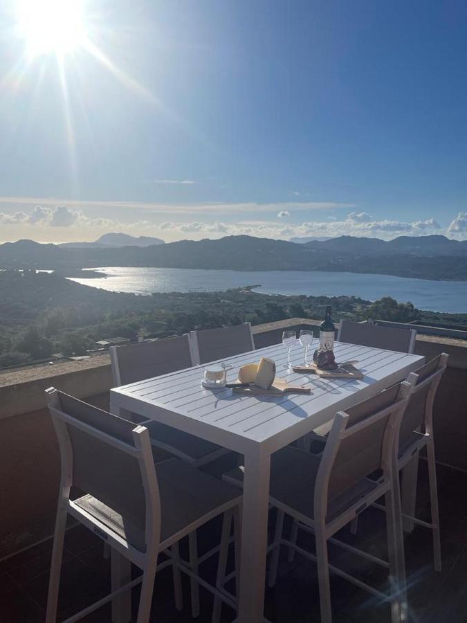 Vue Sur La Costa Smeralda Apartment